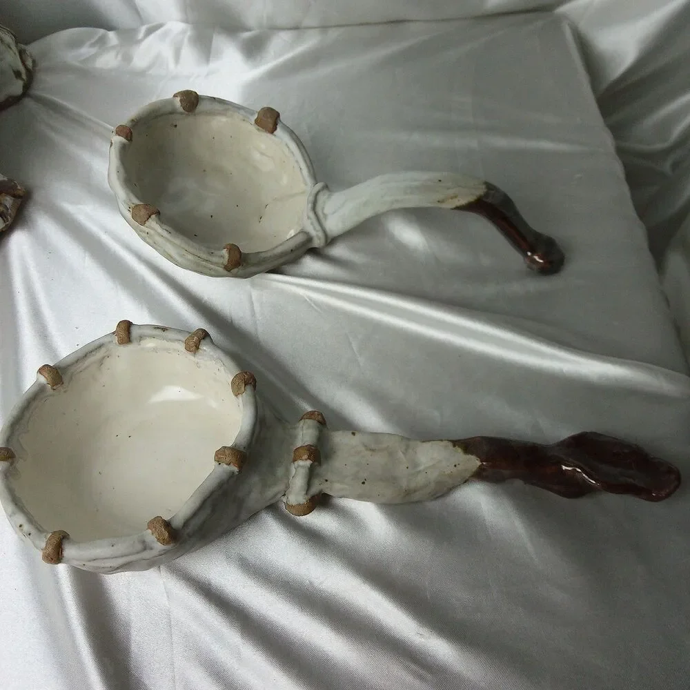 VINTAGE 1996 STUDIO ART POTTERY SOUP TUREEN W/2 LADLES (ELEPHANT FEET)